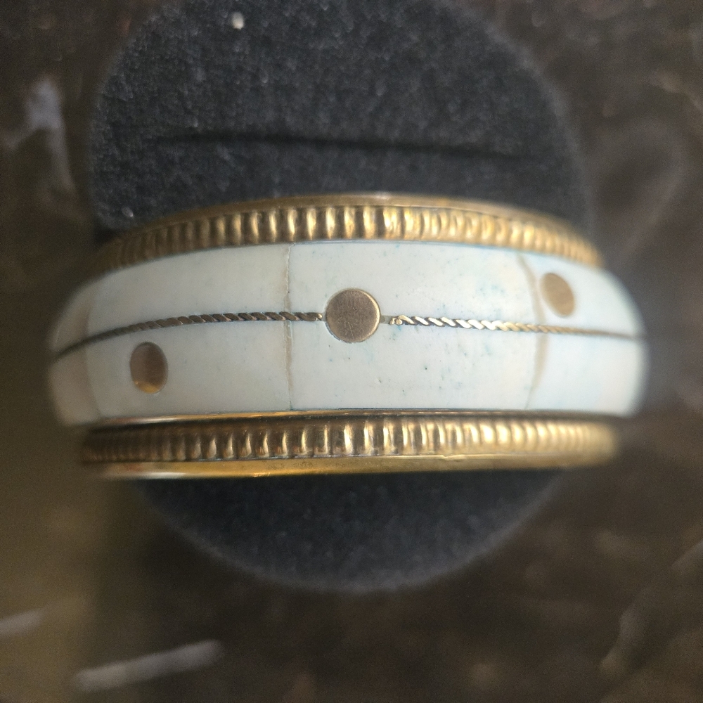 Antique Gold Tone Ivory Color Bangle